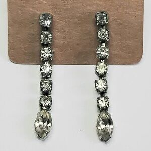 3/$30 Pair of Single Strand Dangle Earings High Quality Costume Jewelry!!